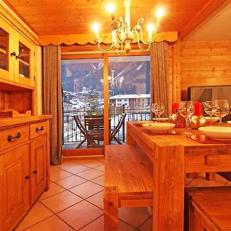 Ginabelle 17 Chamonix